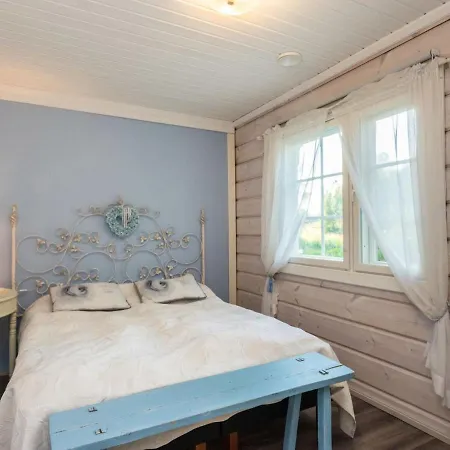 Haapaniemi By Interhome * Hiukkajoki