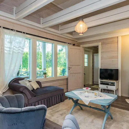 Haapaniemi By Interhome Hiukkajoki